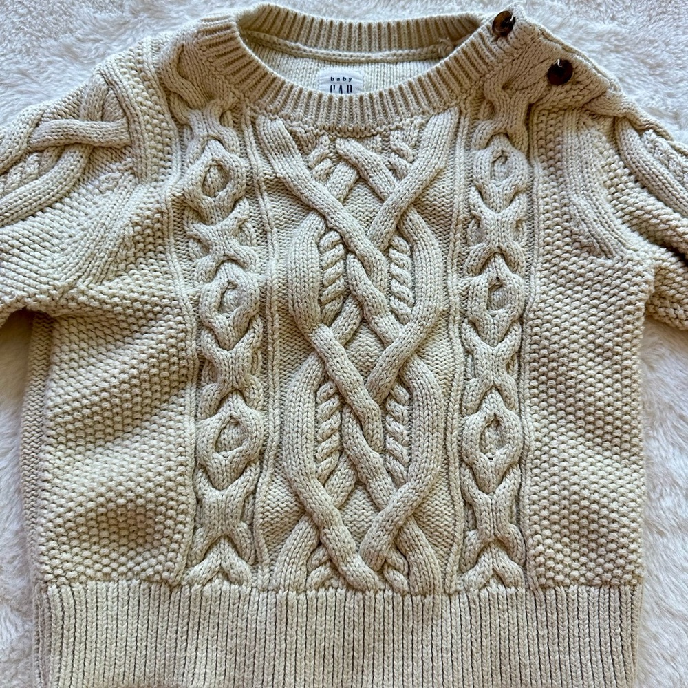 Baby gap knit sweater🍂
